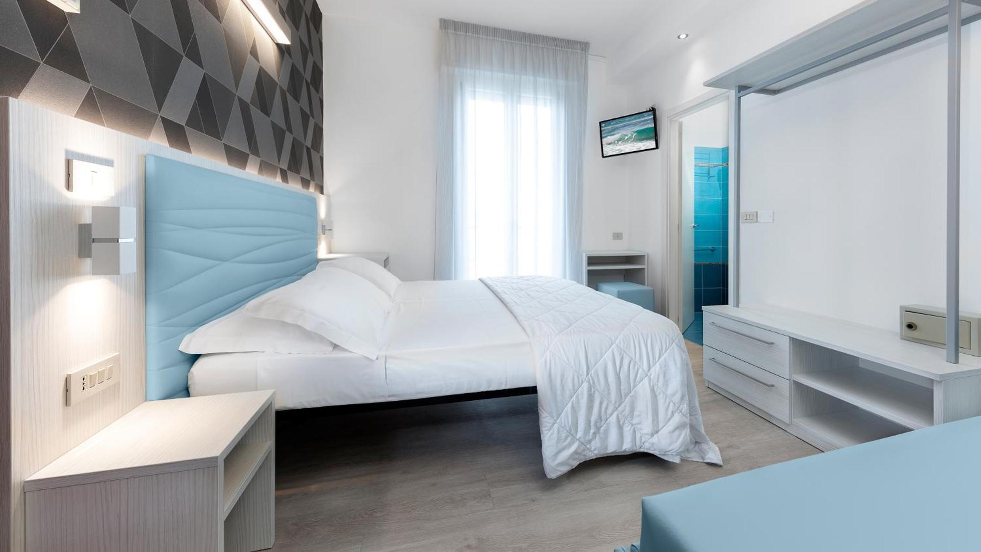 Hotel Eiffel Rimini Dış mekan fotoğraf